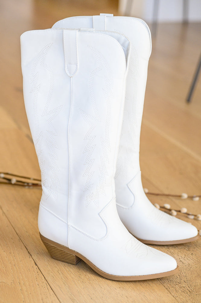 Shania Cowgirl Boots In White