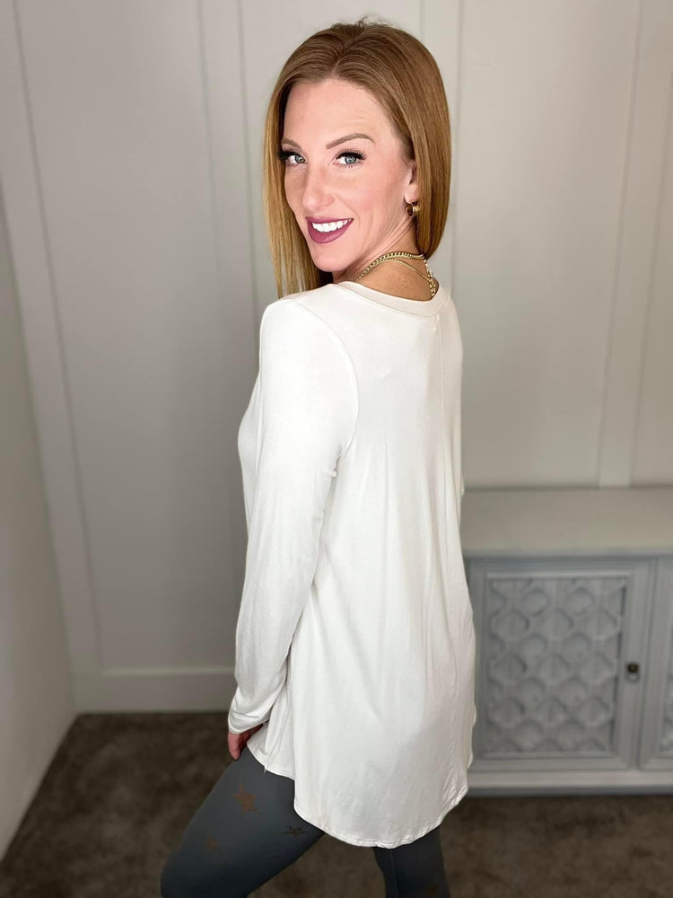 Basics Are Best Long Sleeve V-Neck Top in Bone